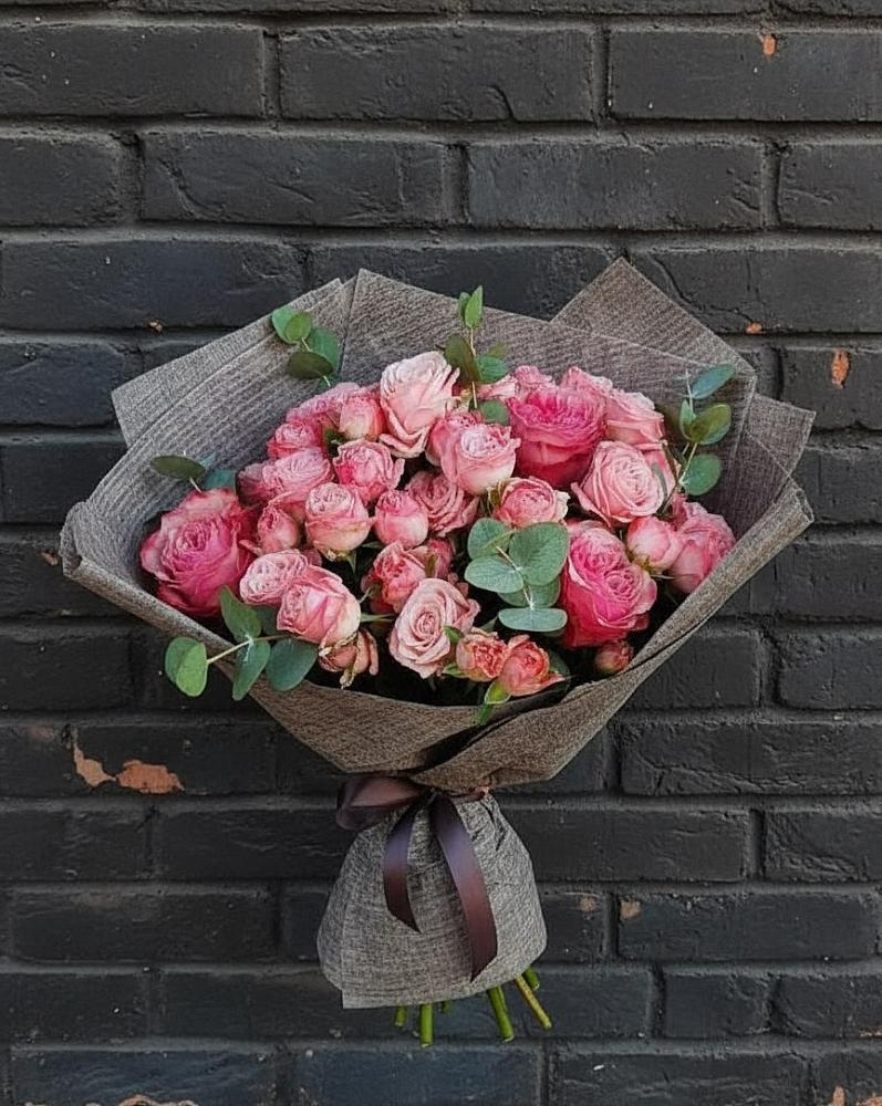 Букет цветов из: Розы в Плесе