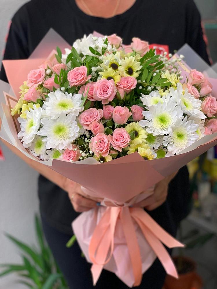 Букет цветов из: Розы и Хризантемы в Плесе