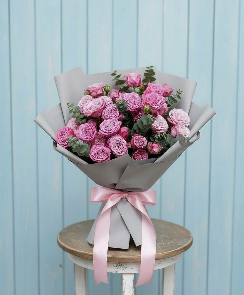 Букет цветов из: Розы в Плесе