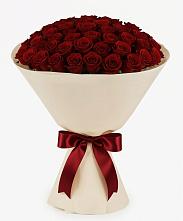 Букет 101 Бордовая роза Блэк Бакарра в Плесе