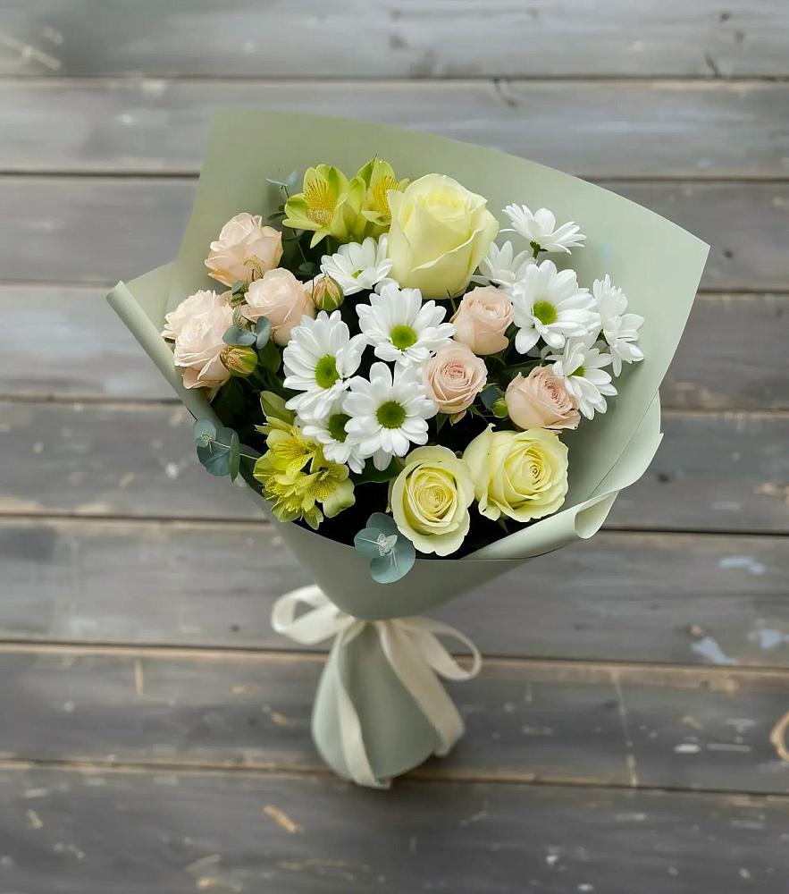 Букет цветов из: Альстромерии, Розы и Хризантемы в Плесе