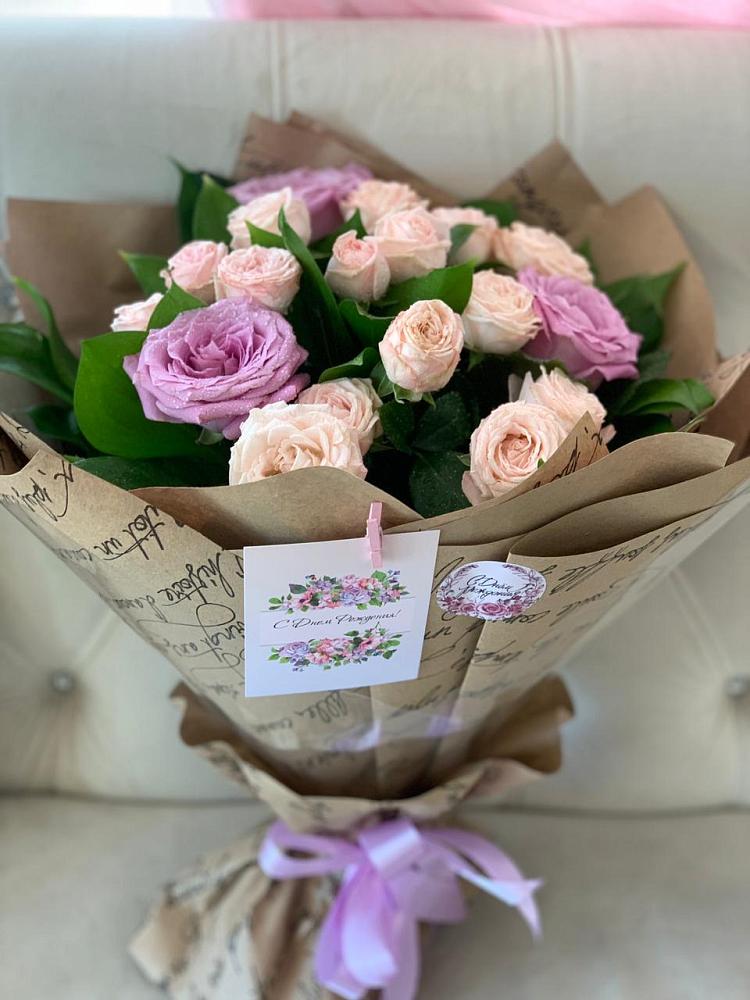 Букет цветов из: Розы в Плесе