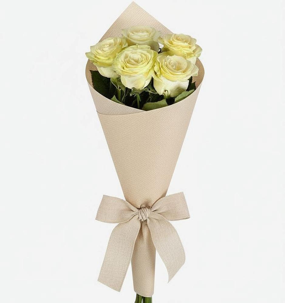 Букет цветов из: Розы в Плесе