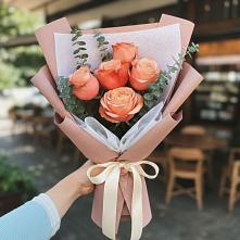 Букет цветов из:  Розы #REPLACE_PRED# Плесе