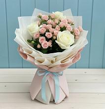 Букет цветов из:  Розы в Плесе
