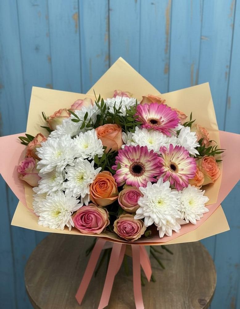 Букет цветов из: Розы, Герберы и Хризантемы в Плесе