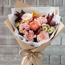 Букет цветов из:  Гвоздики, Хризантемы и Розы в Плесе