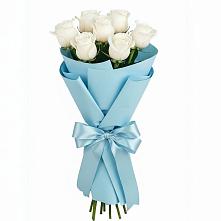 Букет 7 белых роз Проуд в Плесе