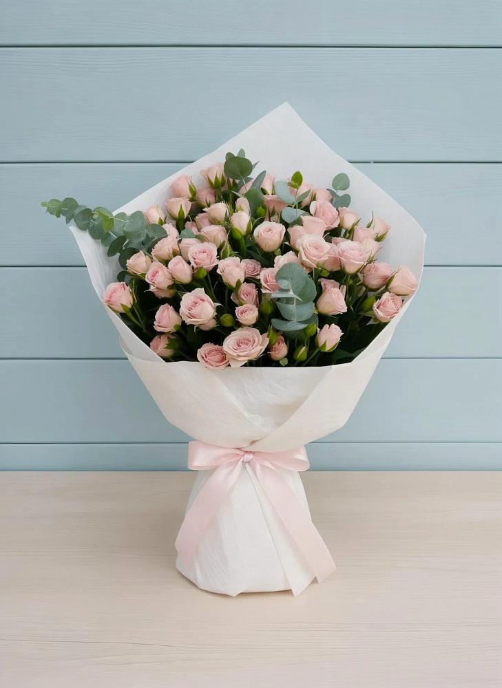 Букет цветов из: Розы в Плесе