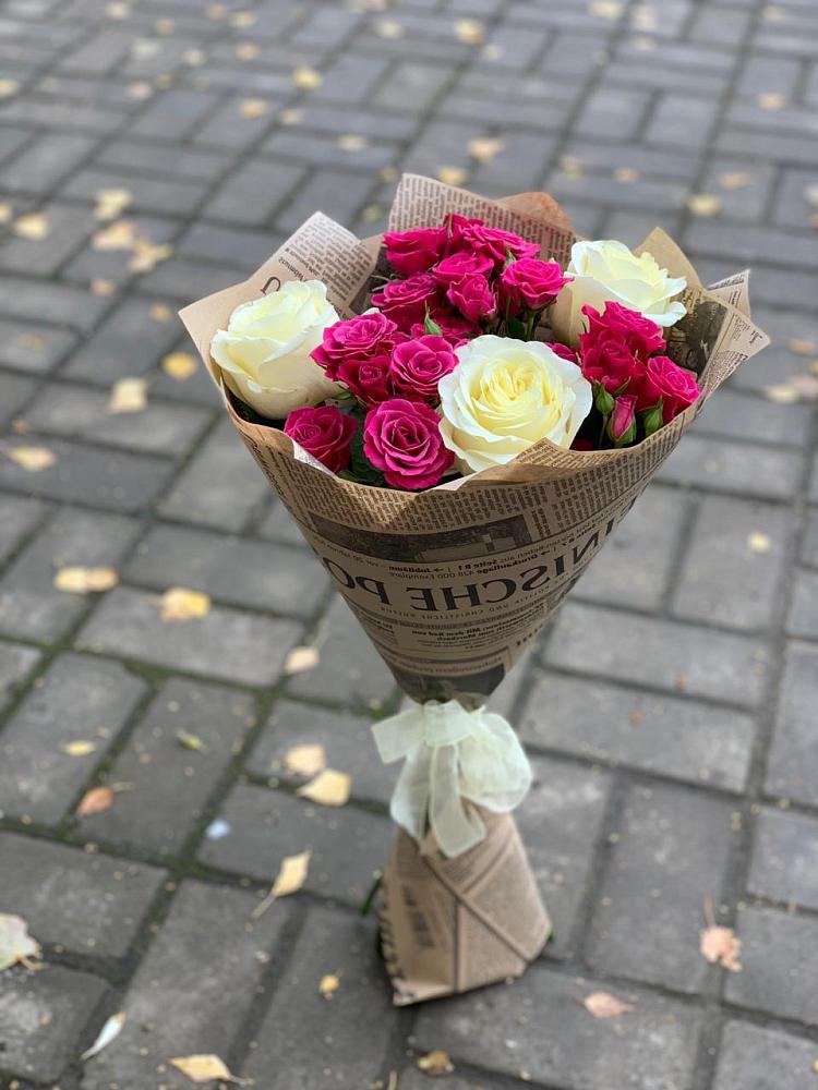 Букет цветов из: Розы в Плесе