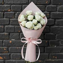 Букет цветов из:  Розы #REPLACE_PRED# Плесе