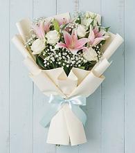 Букет цветов из:  Лилии в Плесе