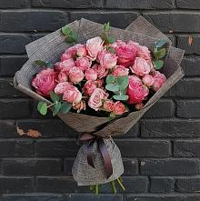 Букет цветов из:  Розы в Плесе