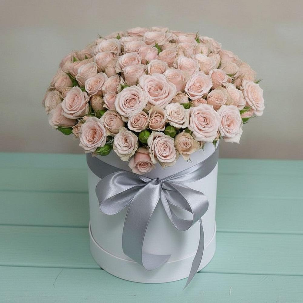 Цветочная композиция из Розы в шляпной коробке в Плесе